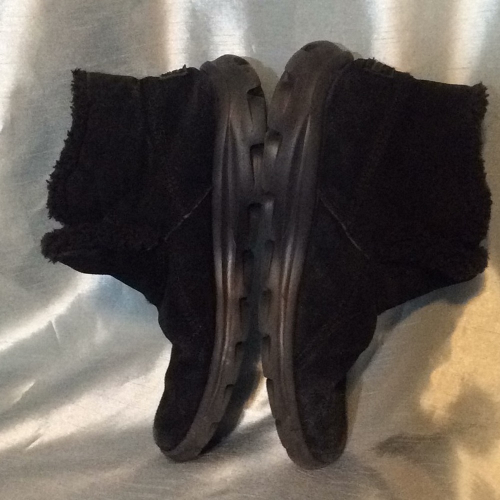 Sketchers on the Go Memory Fur Ankle Boots, black - Picture 4 of 9
